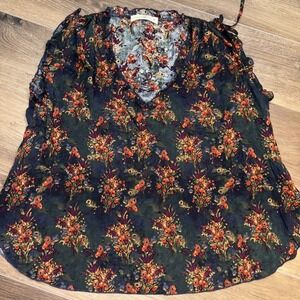 Natural Life Sleeveless Tank Blouse Top Shirt Size Medium Floral Boho Green